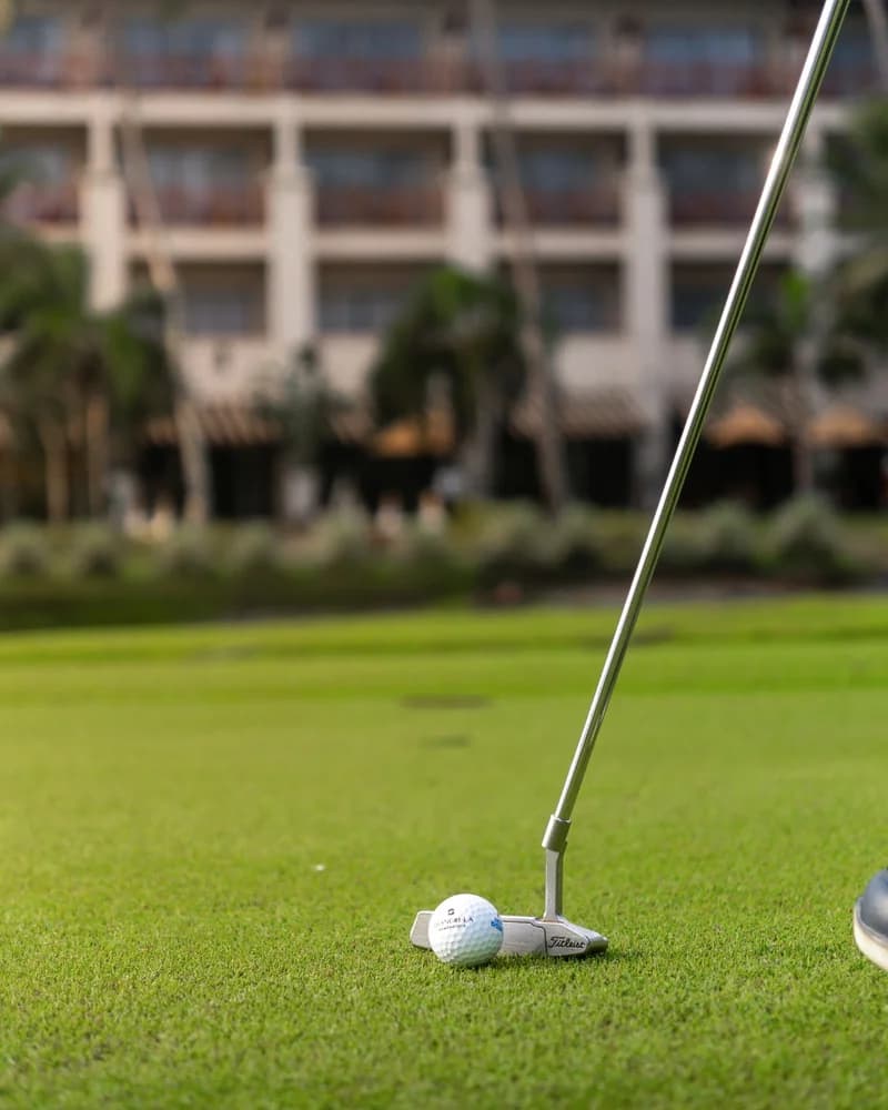 Golf ball and putter Sri Lanka